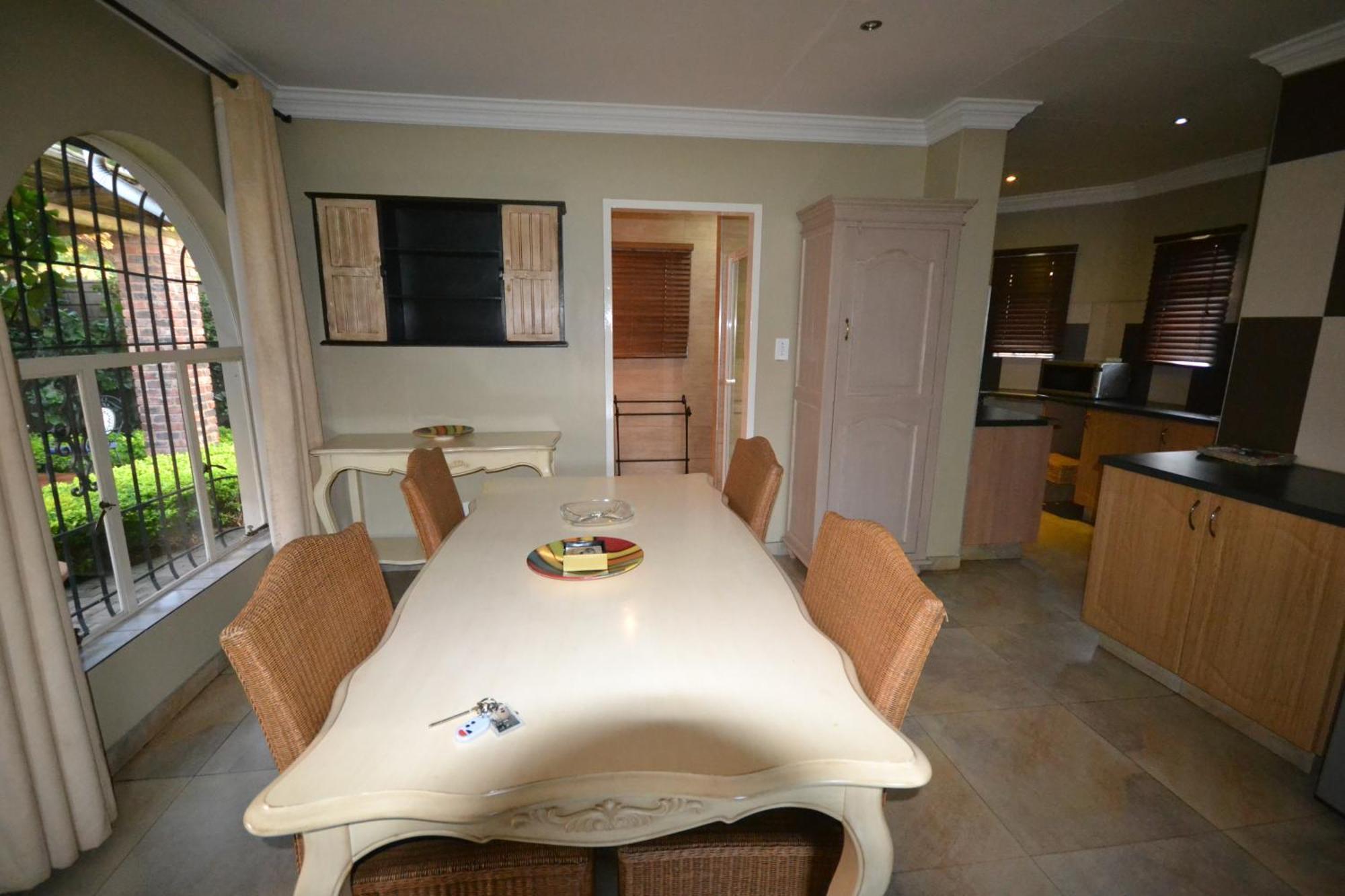 Accommodation At Vans No Loadshedding Centurion Exterior foto