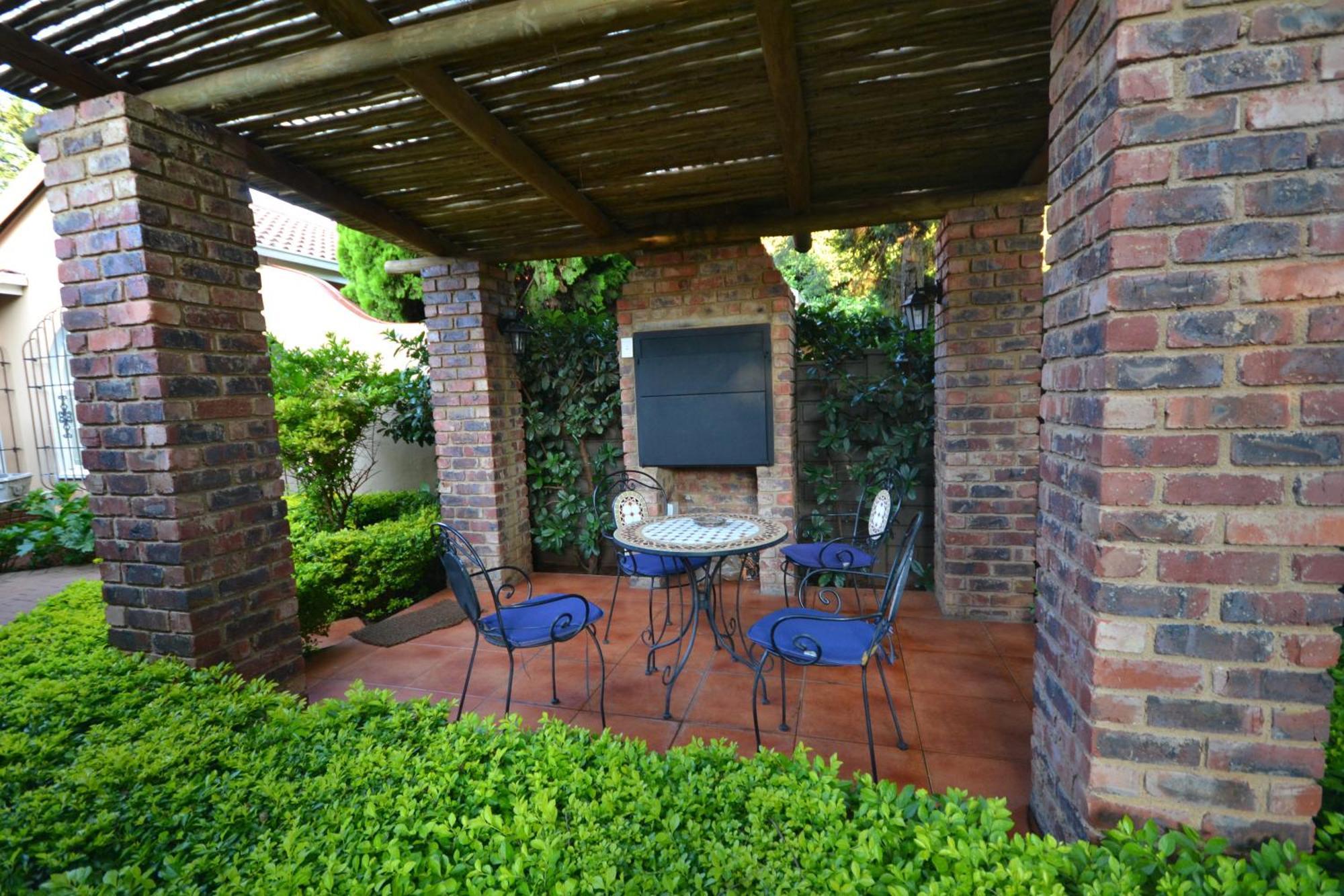 Accommodation At Vans No Loadshedding Centurion Exterior foto