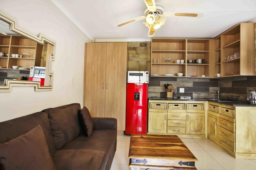 Accommodation At Vans No Loadshedding Centurion Exterior foto