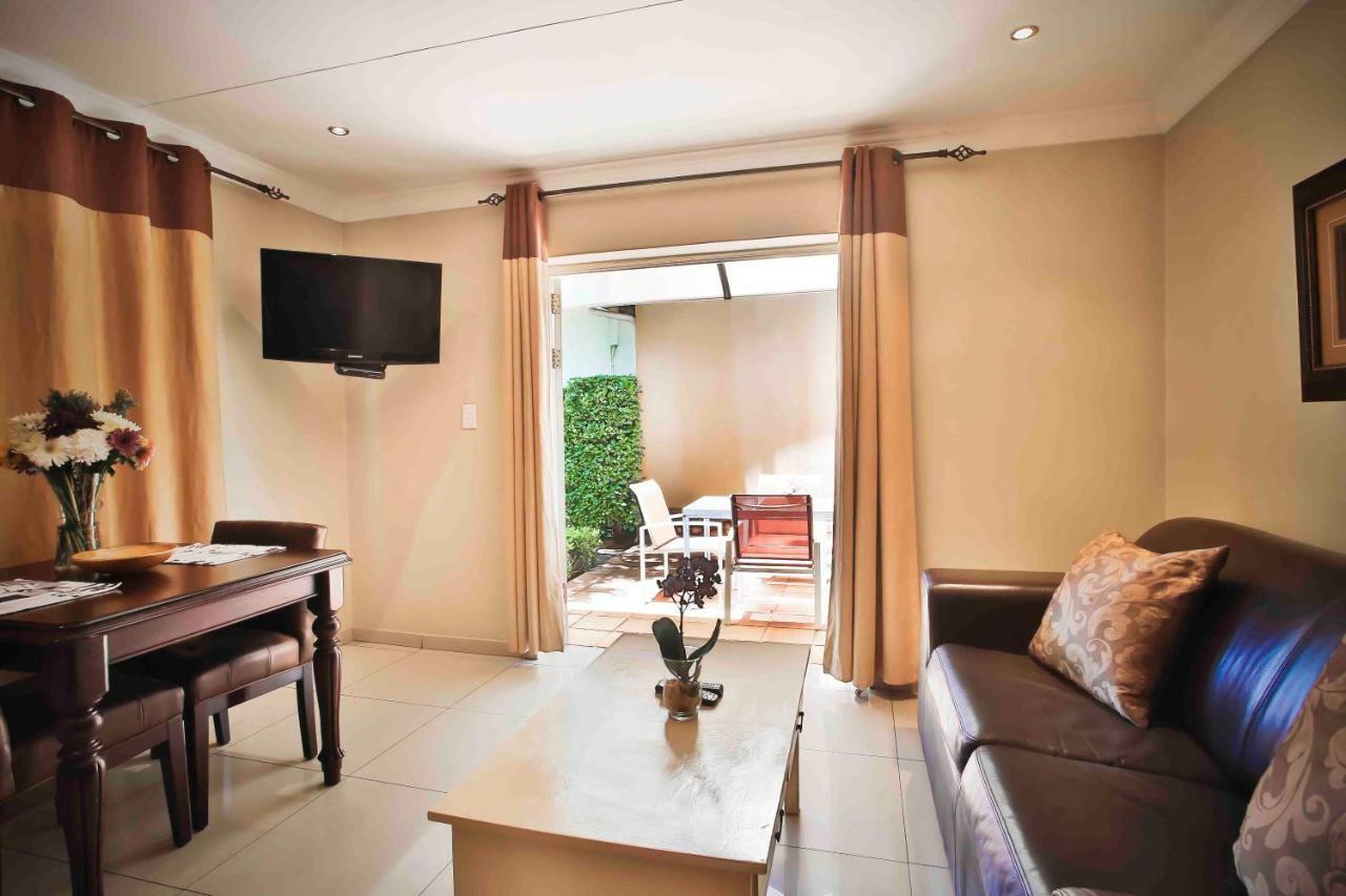 Accommodation At Vans No Loadshedding Centurion Exterior foto